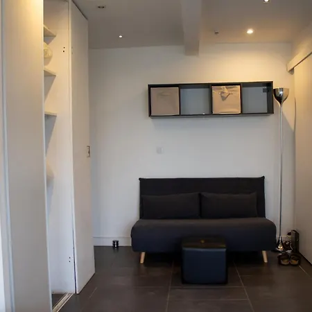 Appartement Les Pins Avec Terrasse *