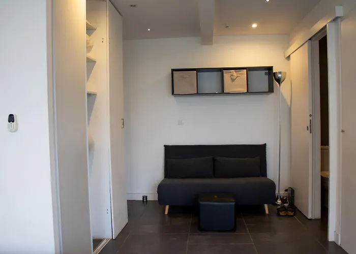 Lägenhet Les Pins Avec Terrasse *